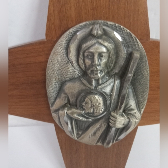 Vintage Religious Wooden Cross Plaque & Metal Ornament RARE Image - Picture 2 of 6
